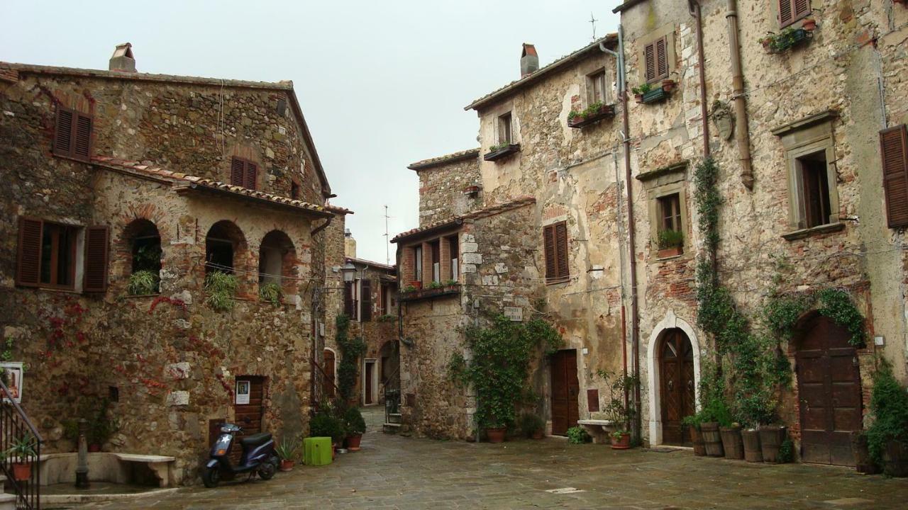 Casa Delle Mura Montemerano Exterior photo